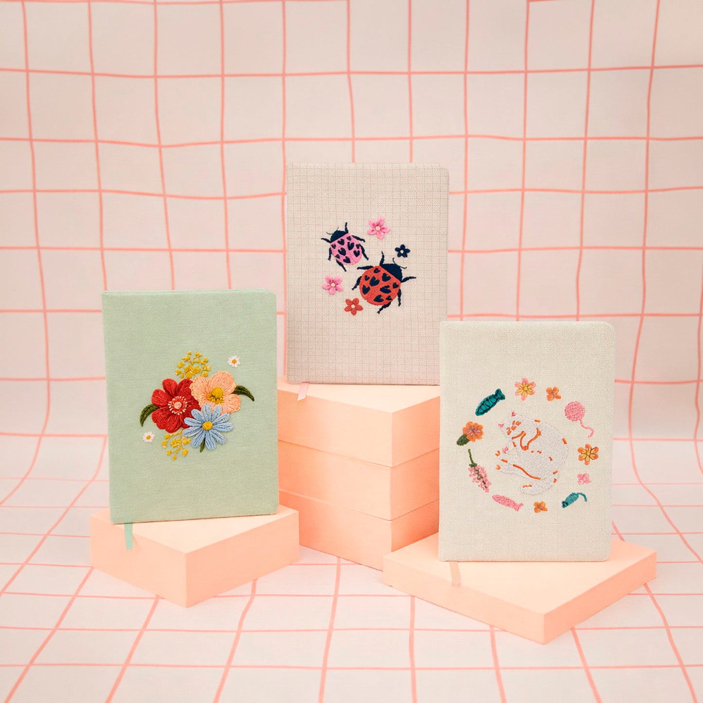 Cuadernos Lomo Pocket A6 - BORDADOS