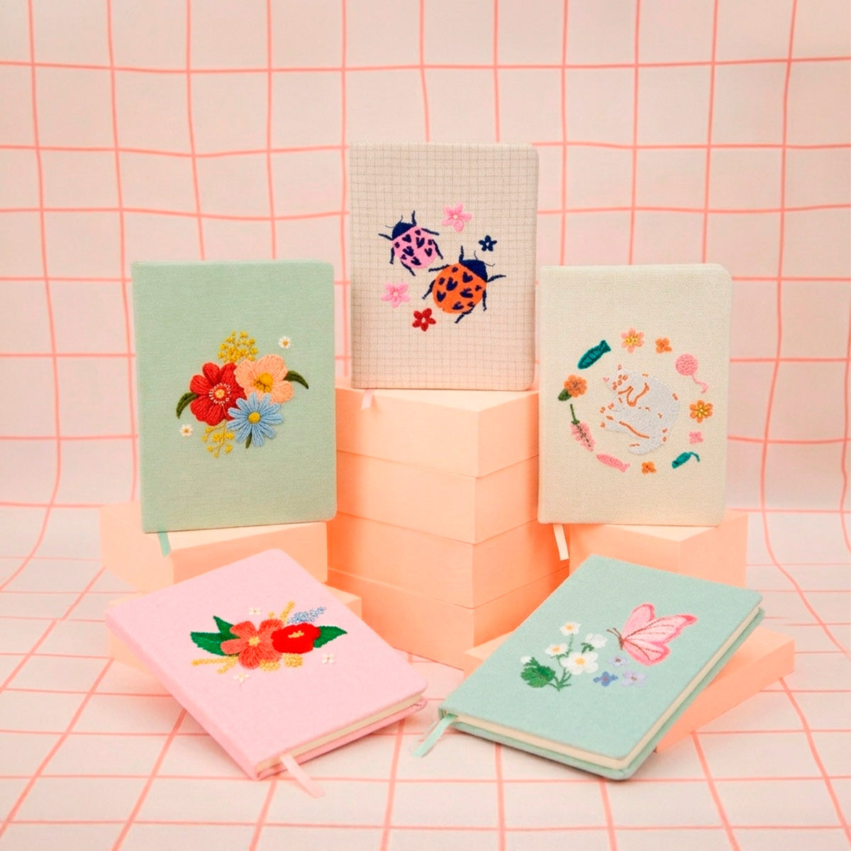 Cuadernos Lomo Pocket A6 - BORDADOS