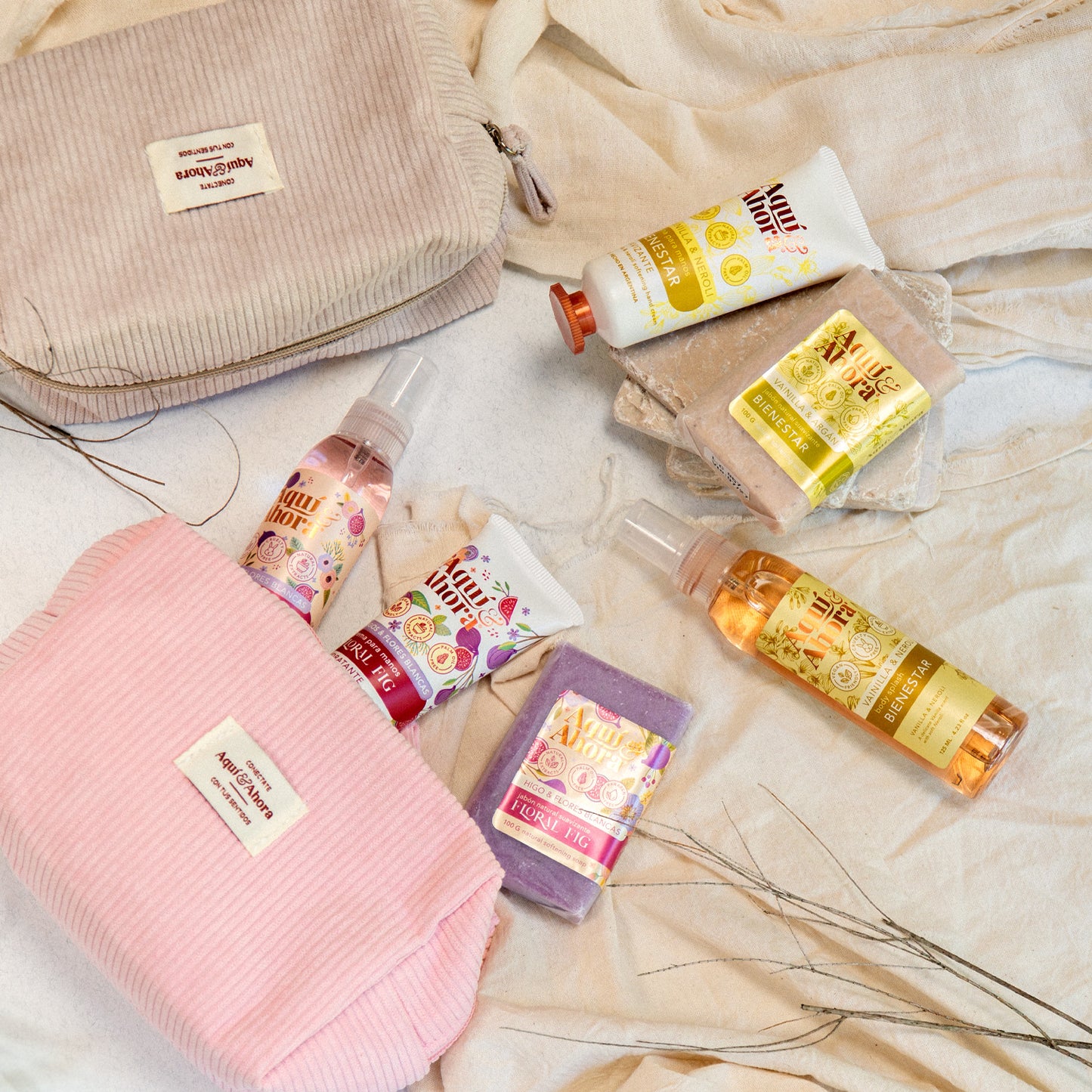 Set Neceser Corderoy + Body Splash + Crema + Jabon en Barra